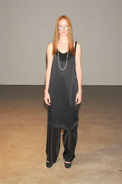 Look 11